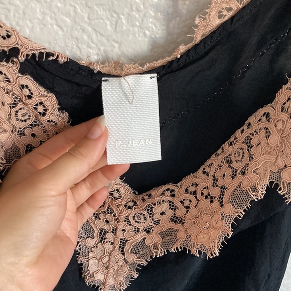 P_Jean lace trim camisole size s - Picture 3 of 3